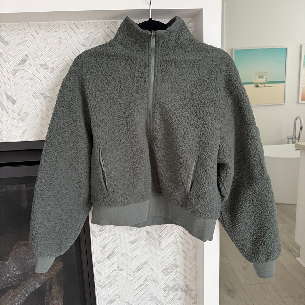 ALO Yoga Women's Hunter Green Fleece Jacket Size XS